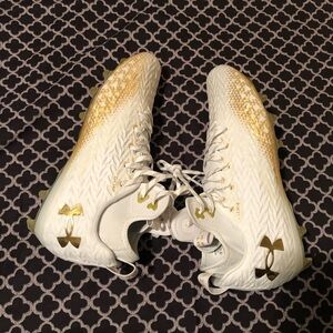 UNDER ARMOUR SPOTLIGHT CLONE 3.0 MC FOOTBALL CLEATS Sz 13 3026334-104 White Gold
